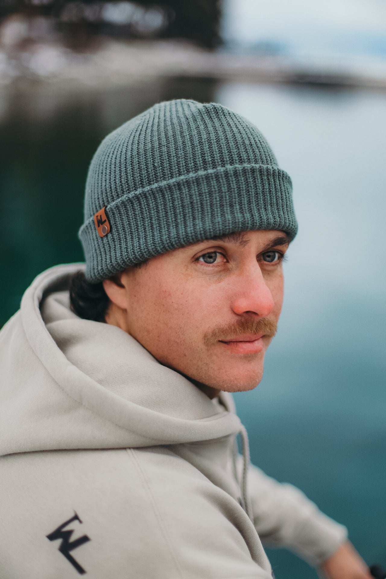 KNIT BEANIE - ARMY GREEN